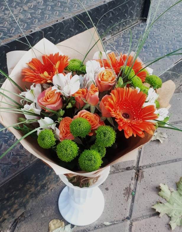Букет цветов из: Герберы, Хризантемы, Альстромерии и Розы в Боргустанской