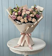 Букет цветов из:  Розы и Лизиантусы #REPLACE_PRED# Боргустанской