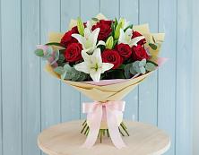 Букет цветов из:  Лилии и Розы в Боргустанской