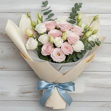 Букет цветов из:  Лизиантусы в Боргустанской