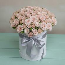 Цветочная композиция из Розы в шляпной коробке в Боргустанской