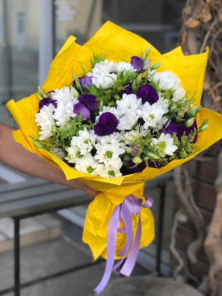Букет цветов из: Ирисы, Хризантемы и Ромашки в Боргустанской