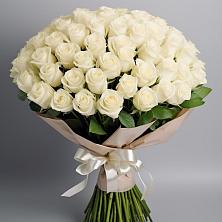 Букет 101 беля роза Белоснежка в Боргустанской