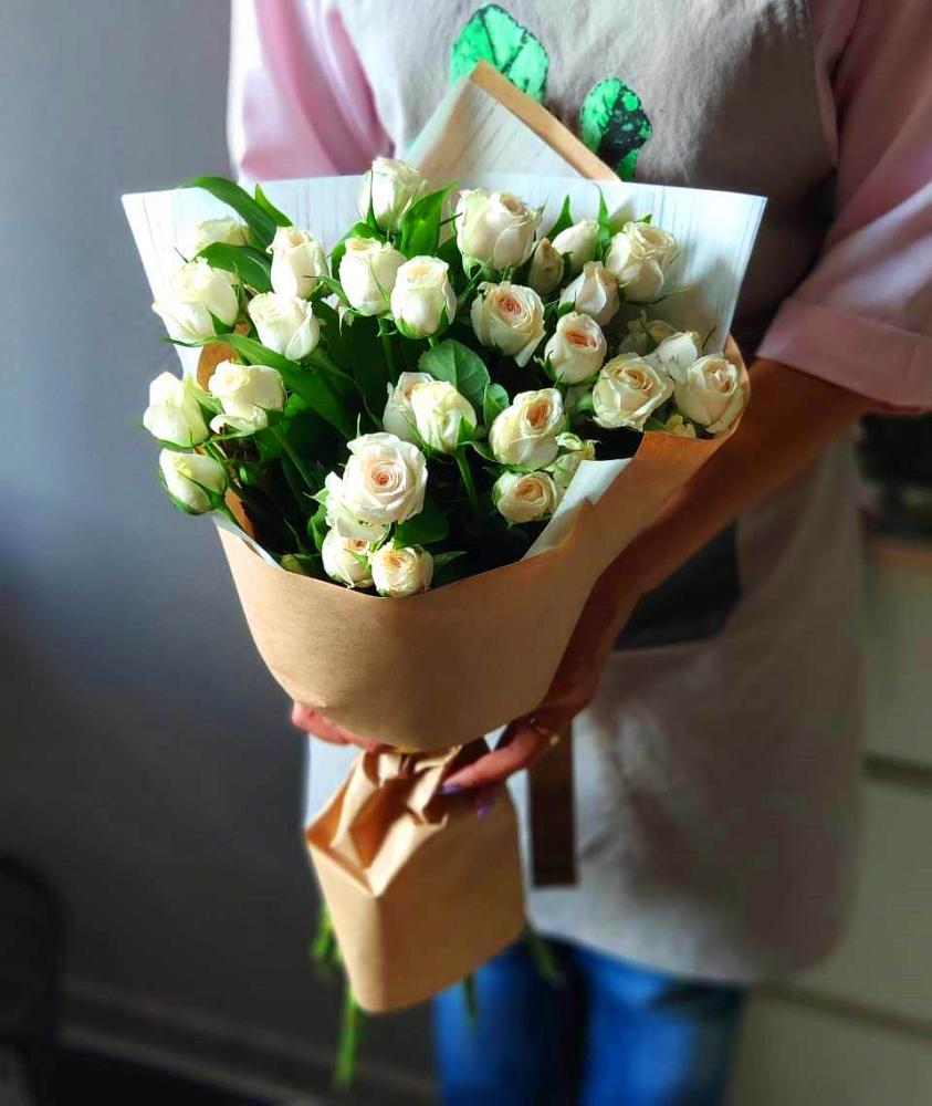 Букет цветов из: Розы в Боргустанской