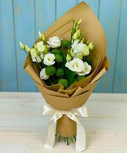 Букет цветов из:  Хризантемы и Лизиантусы в Боргустанской