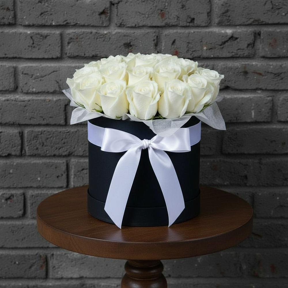 Цветочная композиция из Розы в шляпной коробке в Боргустанской