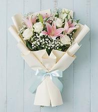 Букет цветов из:  Лилии в Боргустанской