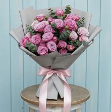 Букет цветов из:  Розы #REPLACE_PRED# Боргустанской